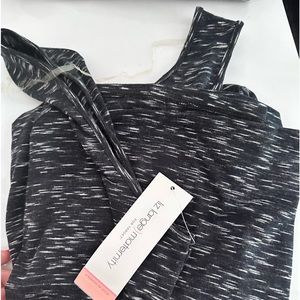 Liz Lange maternity dress size L